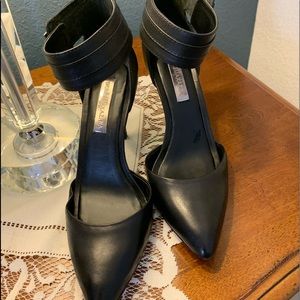 Vintage BCBGMAXAZRIA Heels